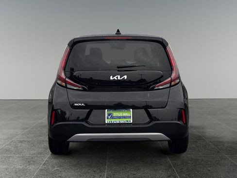 Used 2023 Kia Soul LX w/ Option Group 015 image 6