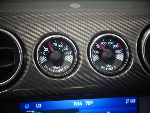 Used 2020 Ford Mustang Shelby GT350R w/ GT350R Equipment Group 920A RWD image 21