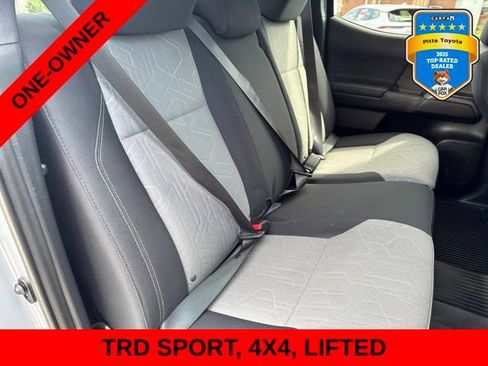 Used 2020 Toyota Tacoma TRD Sport AWD/4WD image 14