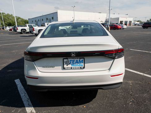 New 2025 Honda Accord LX image 5