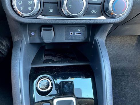 New 2025 Nissan Versa SV w/ Trunk Package image 22