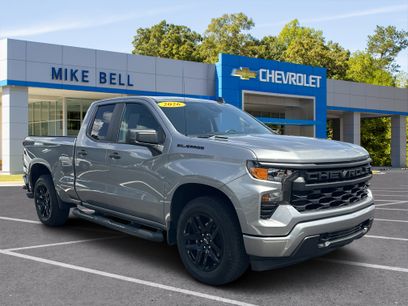 Used 2026 Chevrolet Silverado 1500 Custom w/ Turbomax Blackout Package