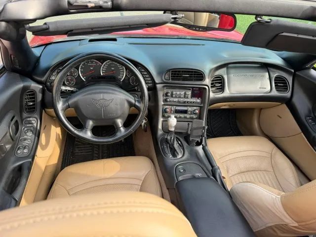 Used 2002 Chevrolet Corvette Convertible w/ Preferred Equipment Group2 RWD image 17