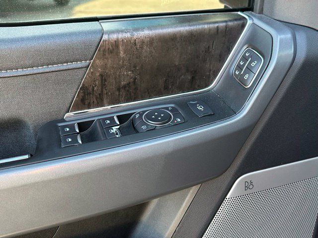 Used 2024 Ford F250 Lariat AWD/4WD image 27