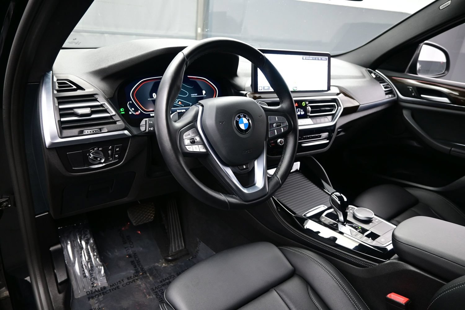 Used 2025 BMW X4 xDrive30i AWD/4WD image 13