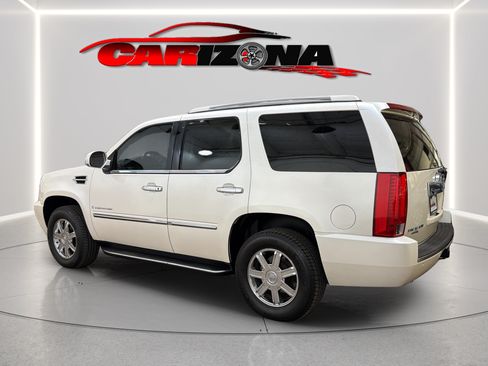 Used 2007 Cadillac Escalade AWD w/ Climate Package image 11