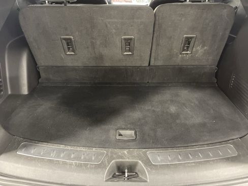 Used 2024 Buick Enclave Premium image 13