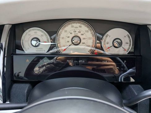 Used 2017 Rolls-Royce Ghost image 32