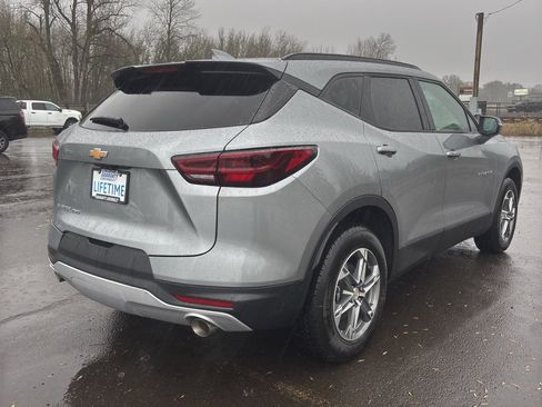 New 2026 Chevrolet Blazer LT w/ Sound & Technology Package AWD/4WD image 38