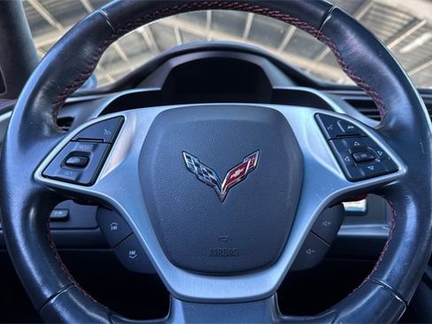 Used 2017 Chevrolet Corvette Stingray Coupe image 28