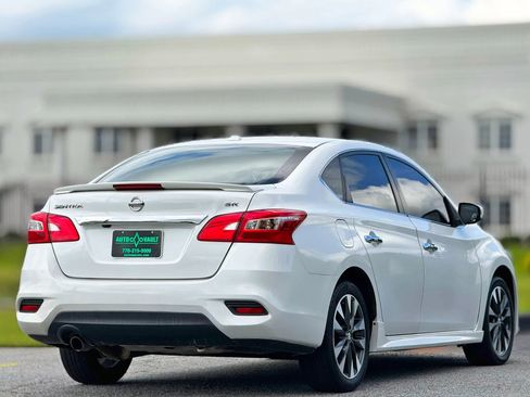 Used 2018 Nissan Sentra SR w/ Electronics Package FWD image 11