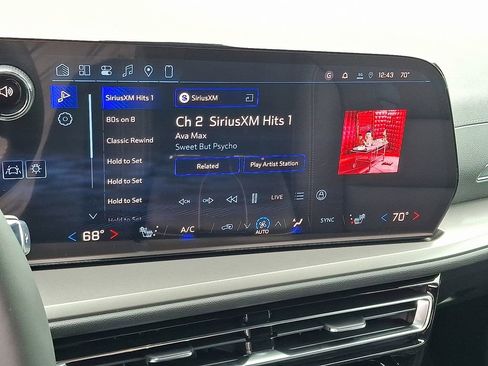 New 2026 Chevrolet Traverse LT w/ Driver Confidence Package image 28