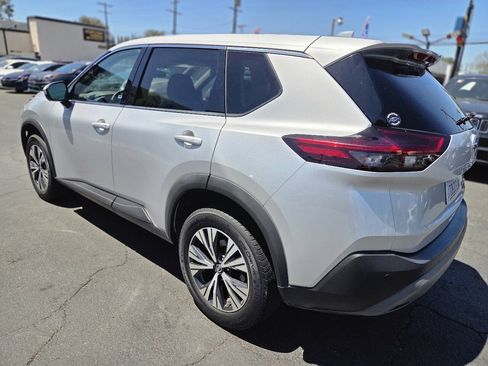 Used 2021 Nissan Rogue SV AWD/4WD image 33