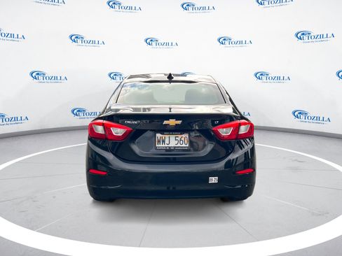 Used 2019 Chevrolet Cruze LT image 4
