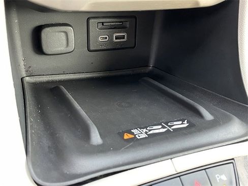 Used 2021 GMC Acadia Denali w/ Denali Ultimate Package image 20