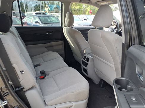 Used 2019 Honda Pilot LX image 29