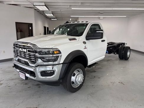 New 2026 RAM 5500 Tradesman w/ Chrome Appearance Group AWD/4WD image 3