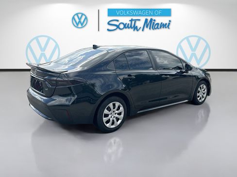 Used 2022 Toyota Corolla LE FWD image 7