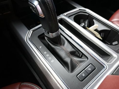 Used 2019 Ford F150 Platinum w/ Technology Package AWD/4WD image 19