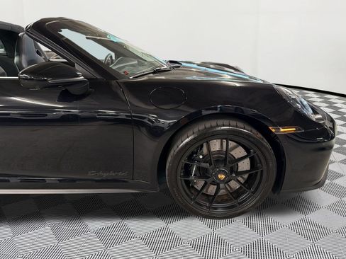 Certified 2026 Porsche 911 Targa 4 GTS AWD/4WD image 13