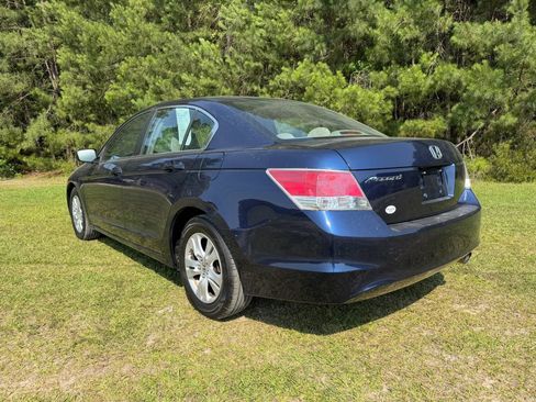 Used 2009 Honda Accord LX-P image 3