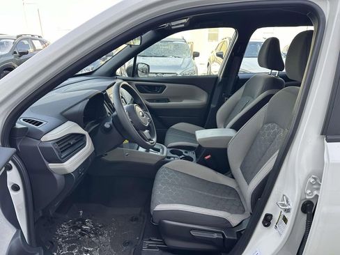 Used 2025 Subaru Forester Base image 15