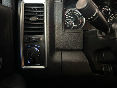 Used 2017 RAM 2500 Power Wagon w/ Leather & Luxury Group AWD/4WD image 16