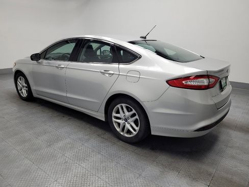 Used 2016 Ford Fusion SE w/ Equipment Group 202A image 3