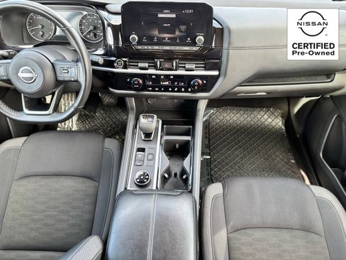 Certified 2024 Nissan Pathfinder SV image 17