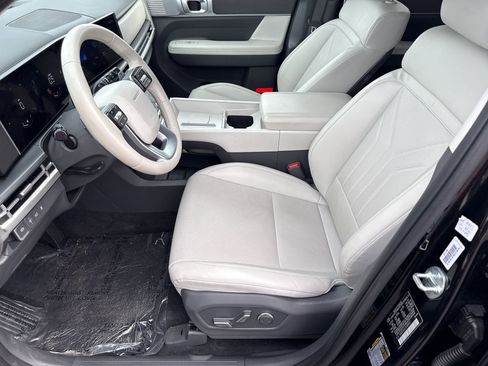 Used 2025 Hyundai Santa Fe SEL image 18