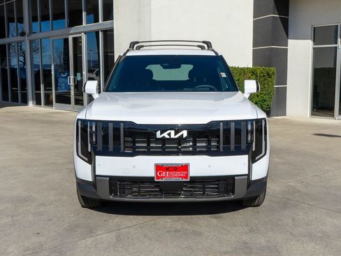 New 2027 Kia Telluride S image 2