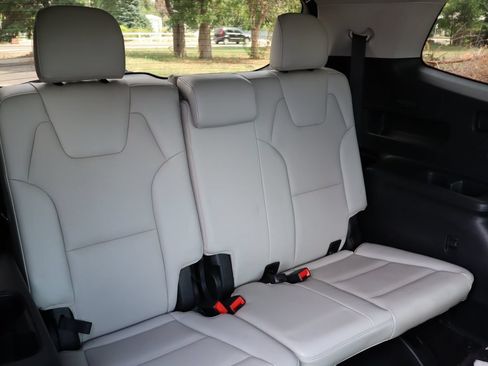 Used 2022 Kia Telluride S AWD/4WD image 22
