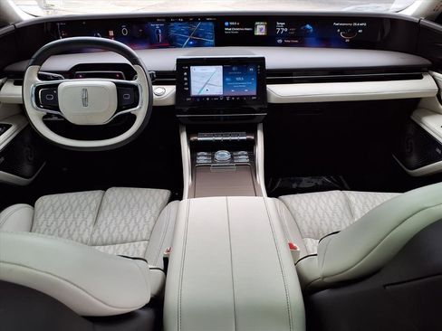 Used 2024 Lincoln Nautilus Black Label w/ Jet Appearance Package (87T) image 15