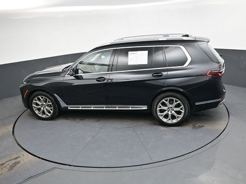 Used 2025 BMW X7 xDrive40i image 27