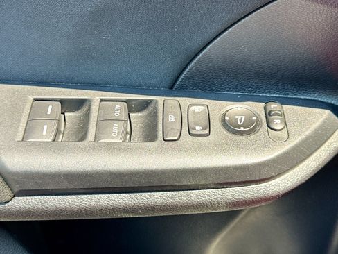 Used 2019 Honda Civic EX image 18