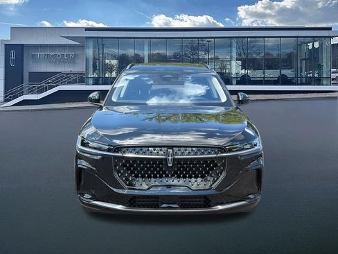 New 2026 Lincoln Nautilus Reserve AWD/4WD image 2