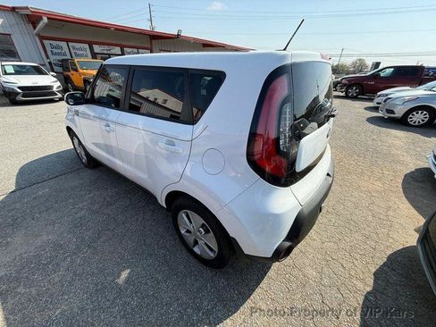 Used 2016 Kia Soul FWD image 7