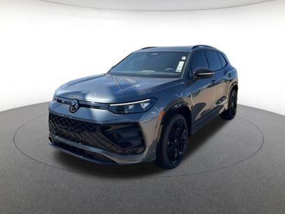 New 2025 Volkswagen Tiguan SE R-Line