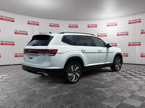 Used 2025 Volkswagen Atlas SE FWD image 5