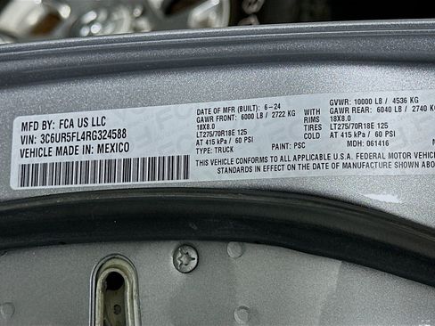 Used 2024 RAM 2500 Laramie AWD/4WD image 12