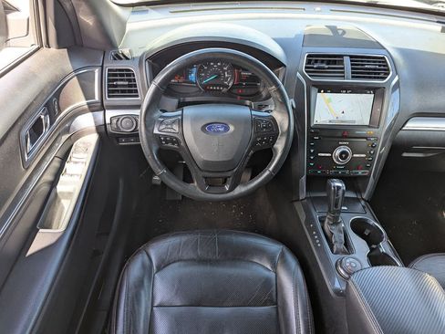 Used 2019 Ford Explorer Sport AWD/4WD image 30