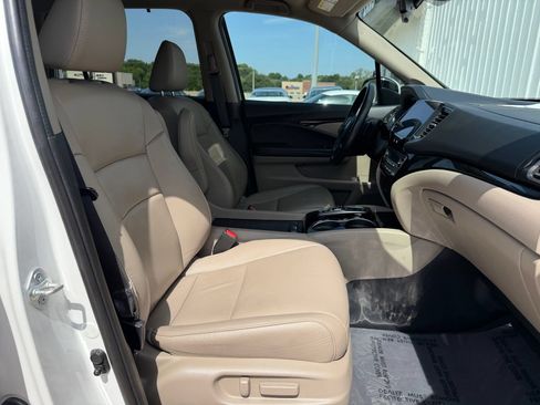 Used 2022 Honda Pilot Touring image 25