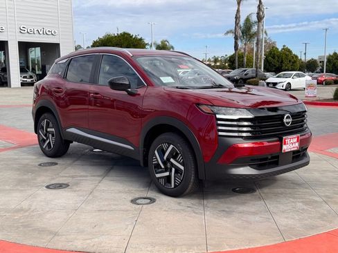 New 2026 Nissan Kicks SV w/ SV Premium Package image 2