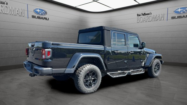 Used 2023 Jeep Gladiator Sport AWD/4WD image 4