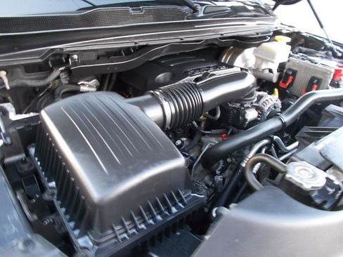 Used 2019 RAM 1500 Limited image 22