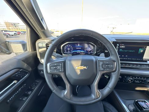 Used 2024 Chevrolet Silverado 1500 High Country w/ High Country Premium Package image 14