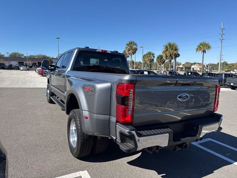 Used 2025 Ford F350 Lariat w/ FX4 Off-Road Package image 4