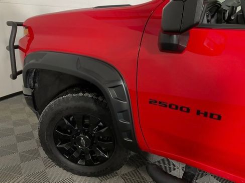 Used 2022 Chevrolet Silverado 2500 Custom w/ Custom Value Package image 32