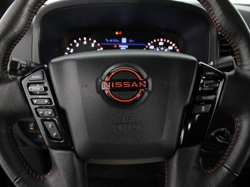 Used 2024 Nissan Frontier PRO-4X w/ Technology Package AWD/4WD image 12