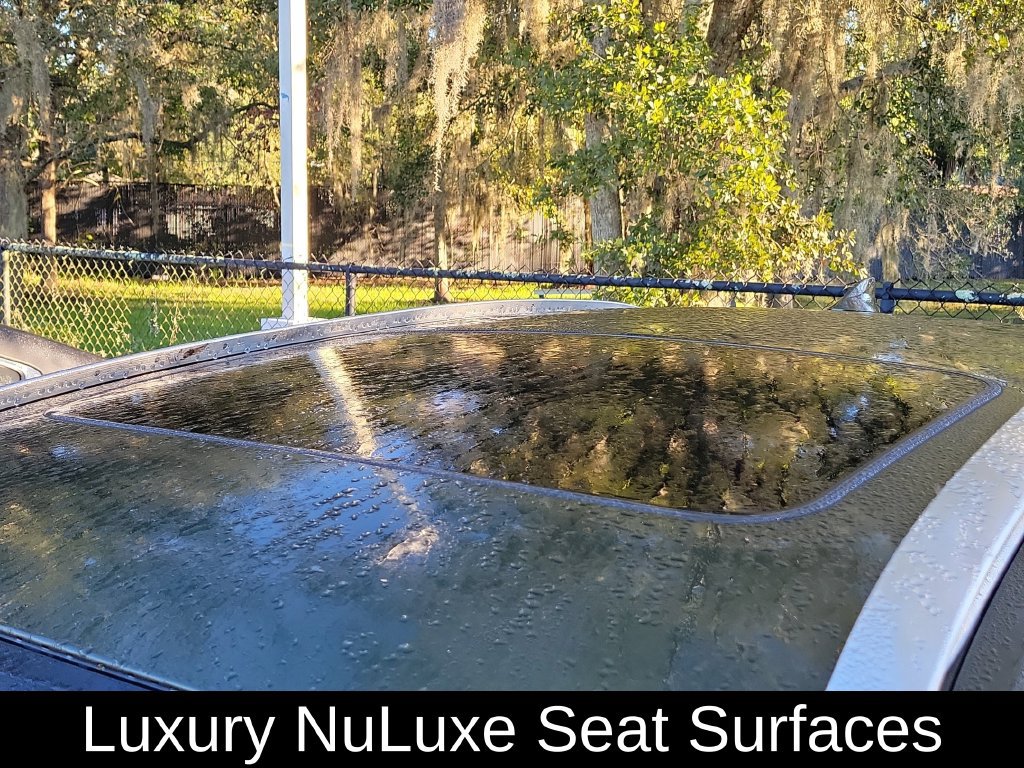 Used 2022 Lexus UX 200 w/ Premium Package FWD image 10